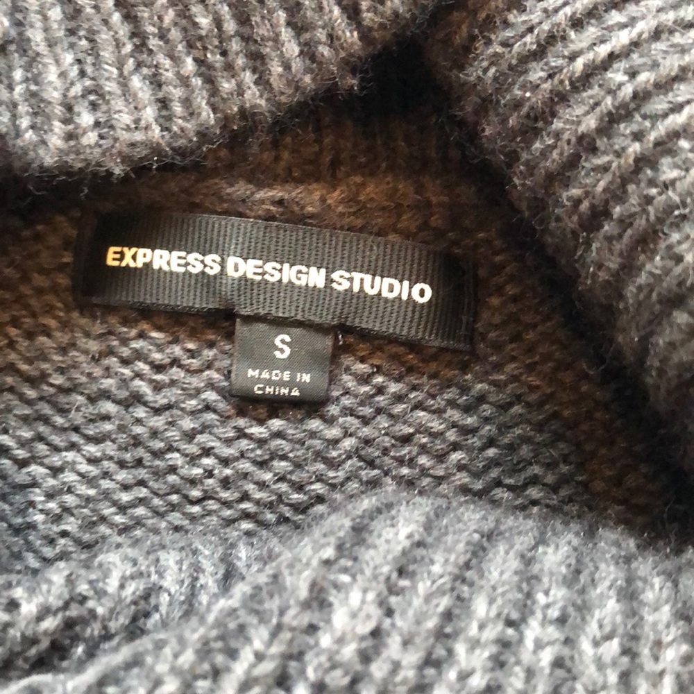 Express Design Studio Turtleneck - image 5